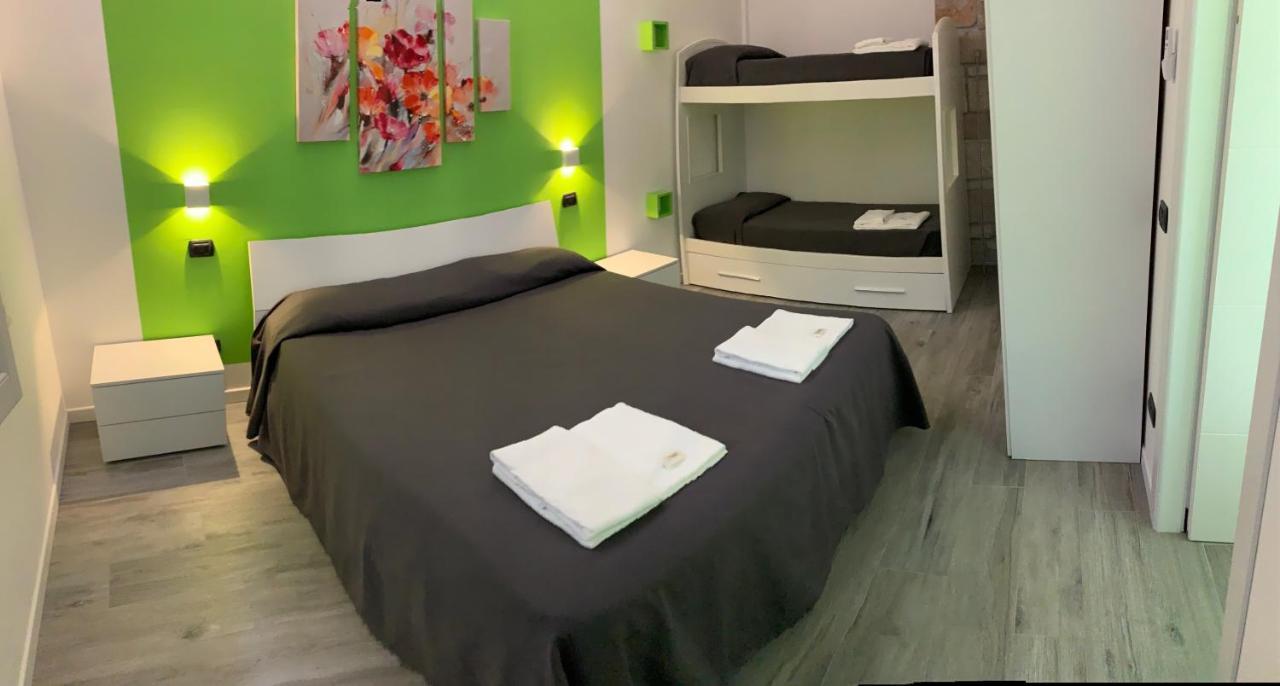 Villa Lori Apartments Garden And Beach Peschiera del Garda Exterior foto